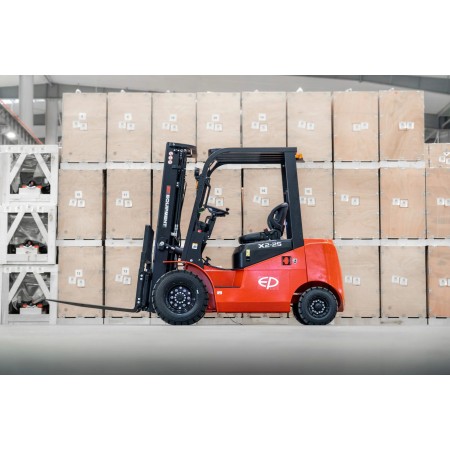 CARRELLO ELEVATORE ELETTRICO 2.5T CARRELLO ELEVATORE CONTROBILANCIATO CE: EFL252X2 EP EQUIPMENT